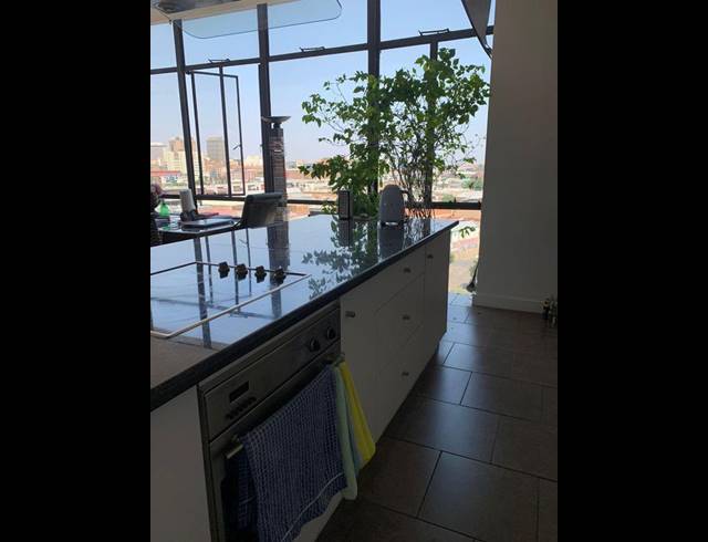 1 BEDROOM PROPERTY TO RENT IN NEWTOWN